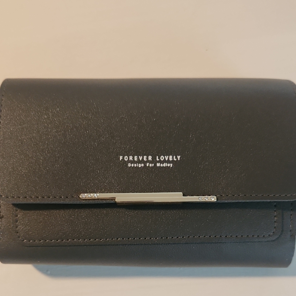 Gray Textured Wallet /Crossbody with Metallic Accent
